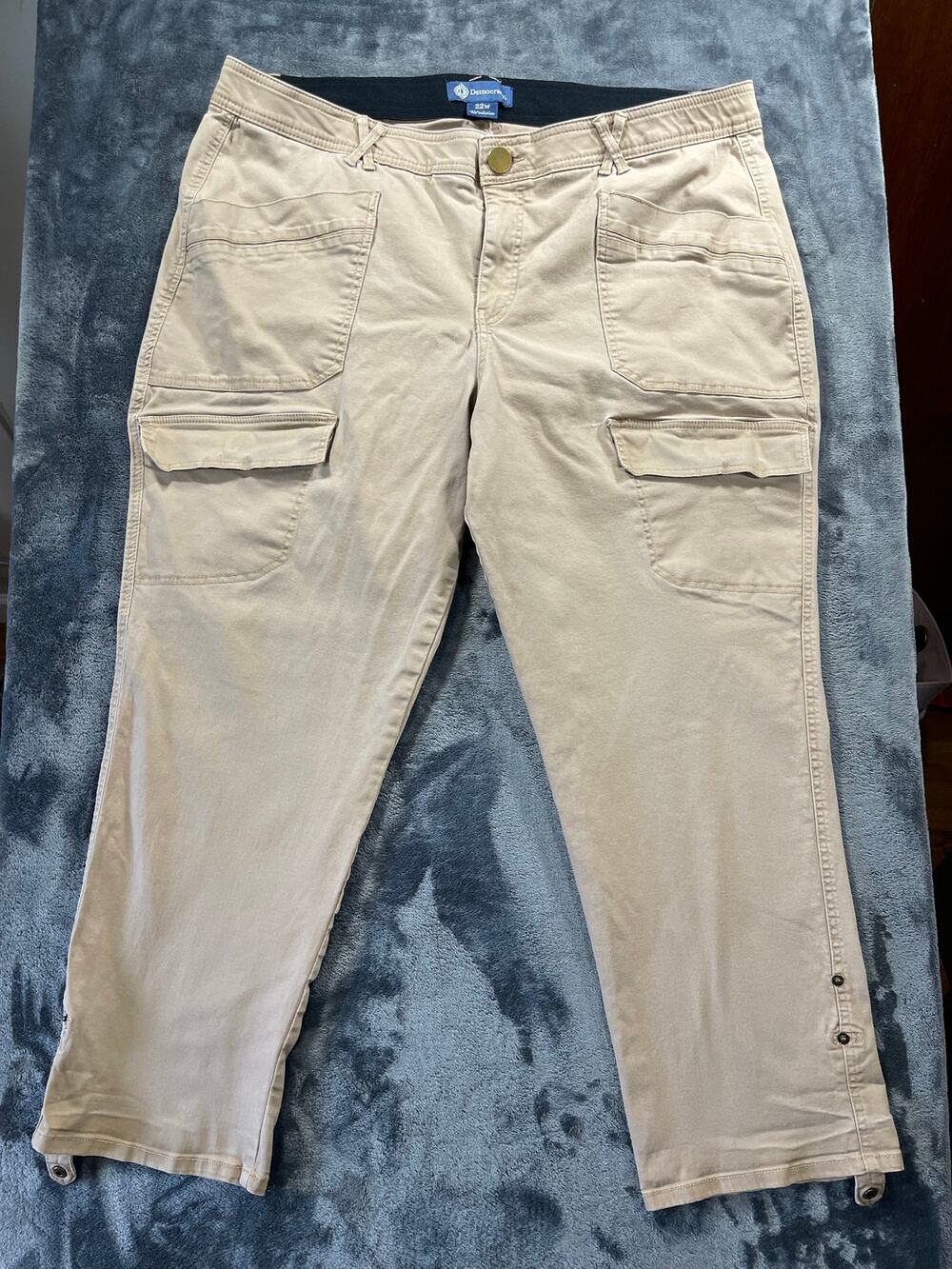 Democracy Womens Size 22W Absolution Khaki Cargo Pants Roll Tab Utility